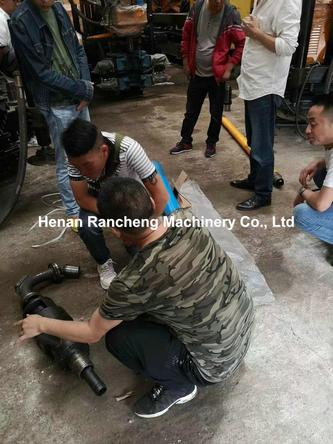 Crawler Mounted RC Drilling Rig 150m / 200m / 300m Depth 110 - 250mm Drilling Dia