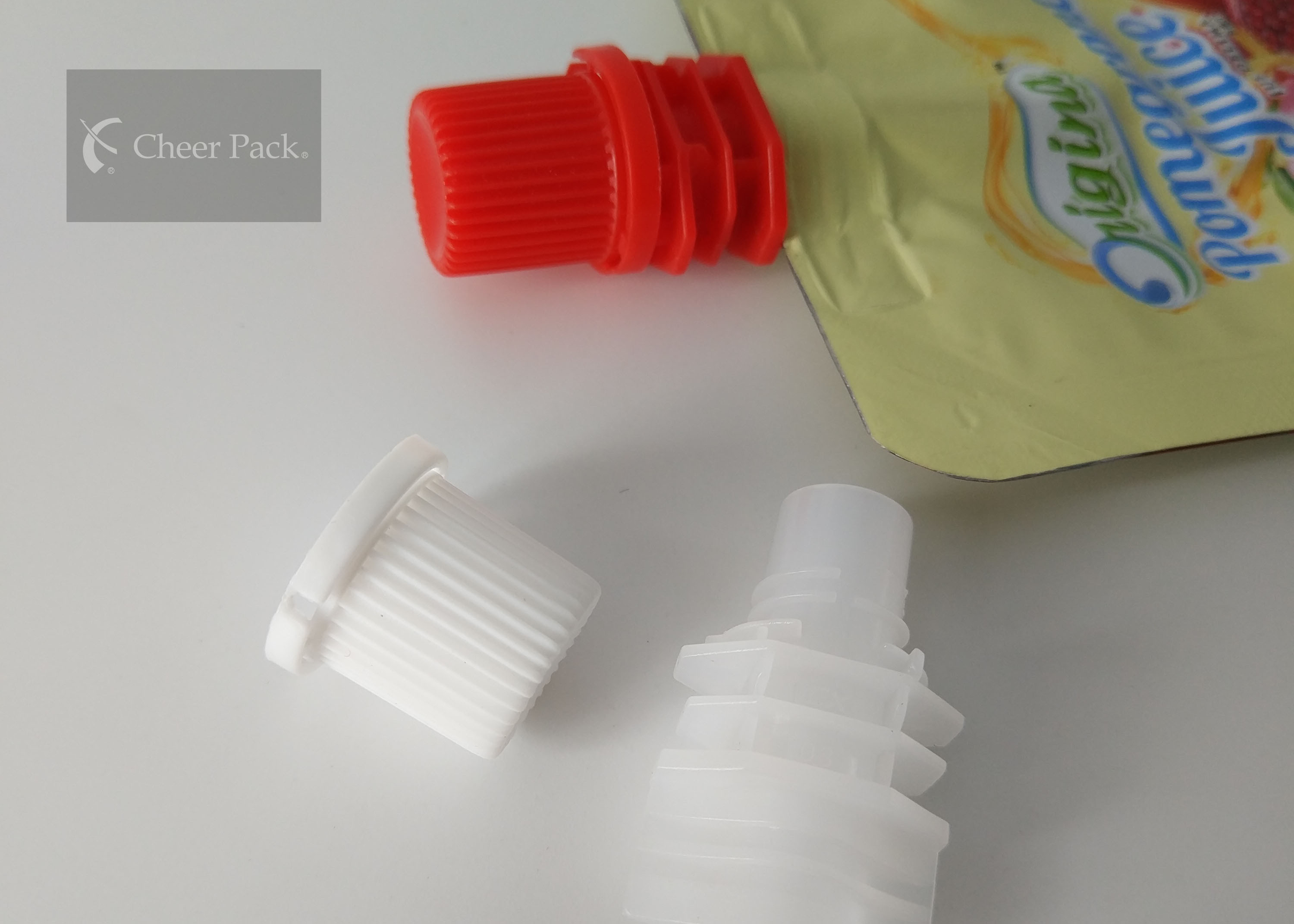 Polyethylene Pour Spout Caps 8.6mm Diameter For Stand Up Soy Milk Bag