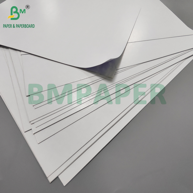 280g 300g C2S Coated Playing Card Paper Blue Core 71 x 65cm Good Flexibility