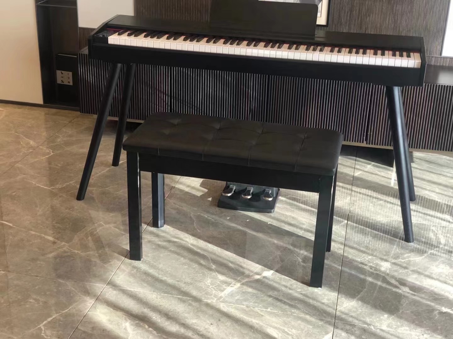 OEM& ODM piano 88 keys hammer keyboard Midi digital music piano Portable the function of changing voice, recording, acc