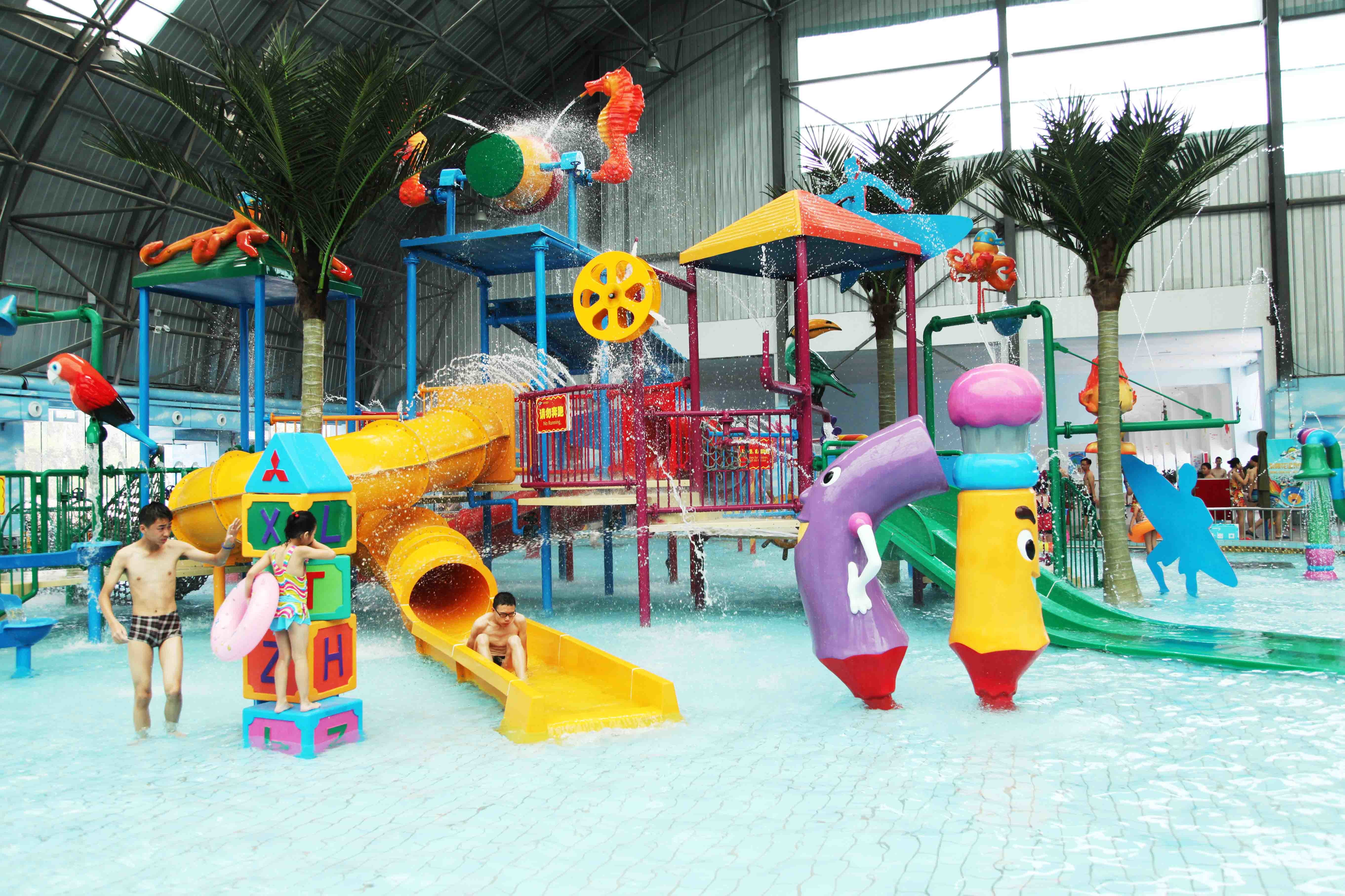 Customized Indoor / Outdoor Kids' Water Playground Water House For Family Interaction