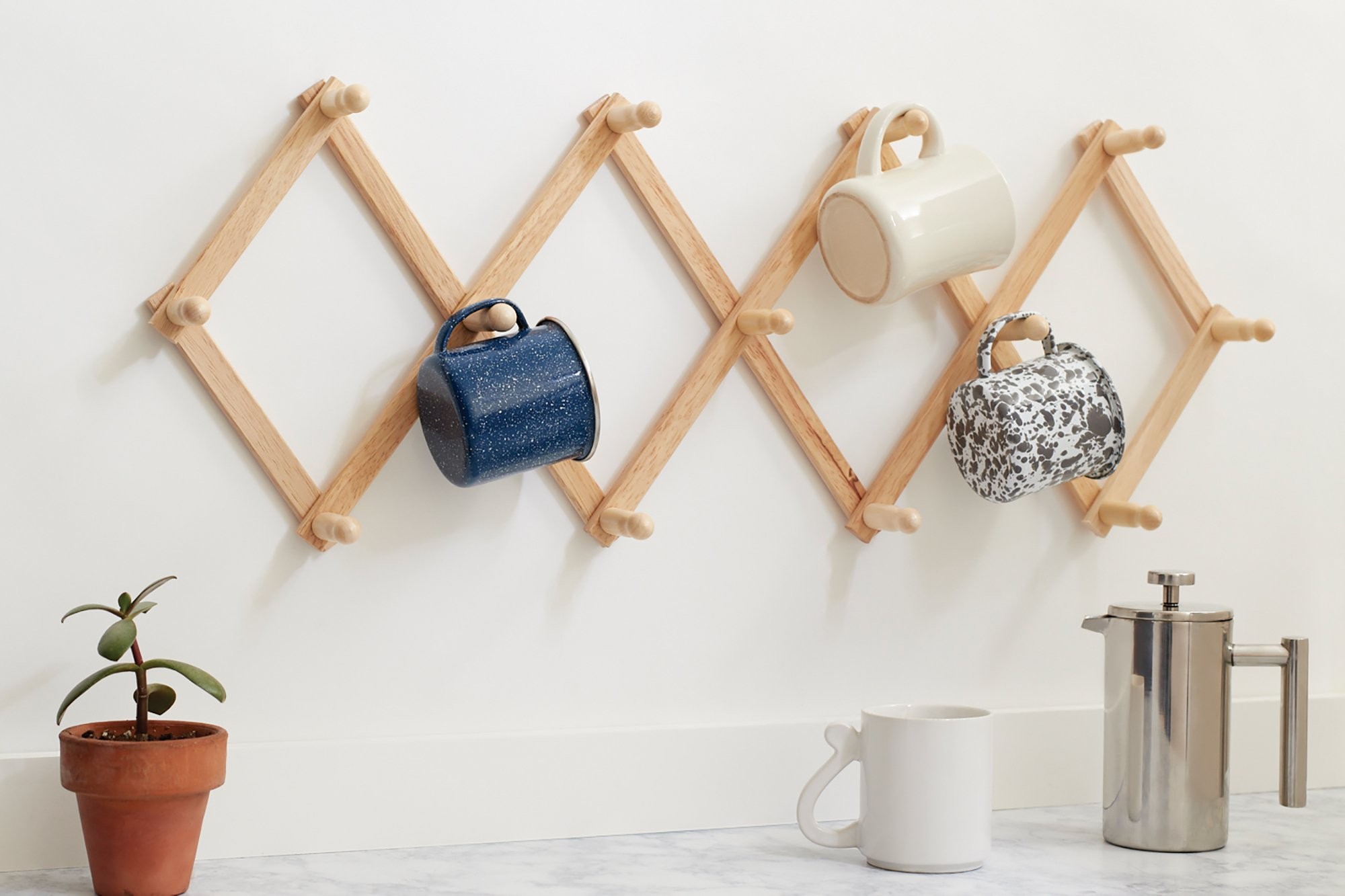 Expandable Accordion Style Bamboo Wall Hanger