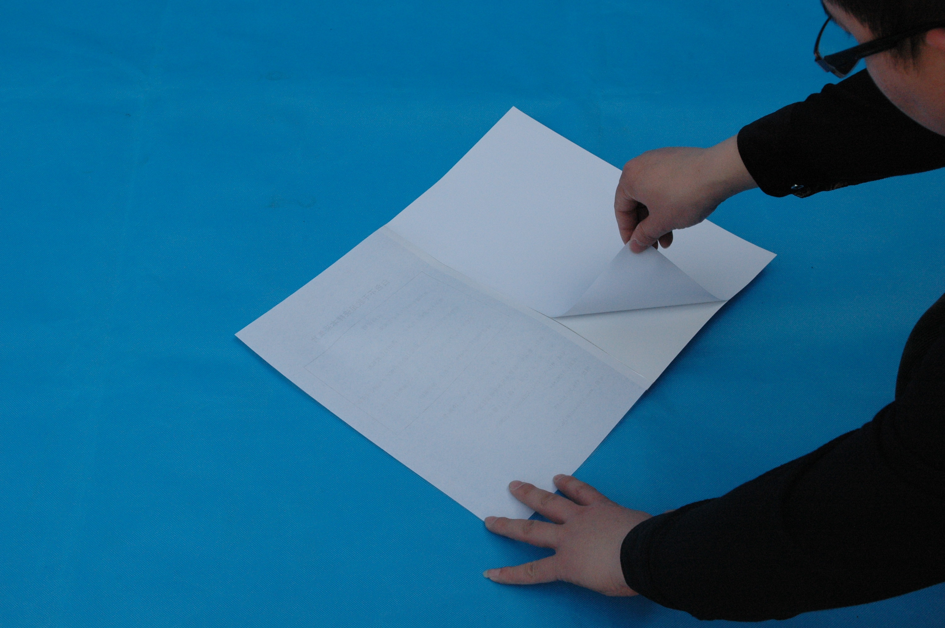 G043 White sticker footprint sample collecting sheet