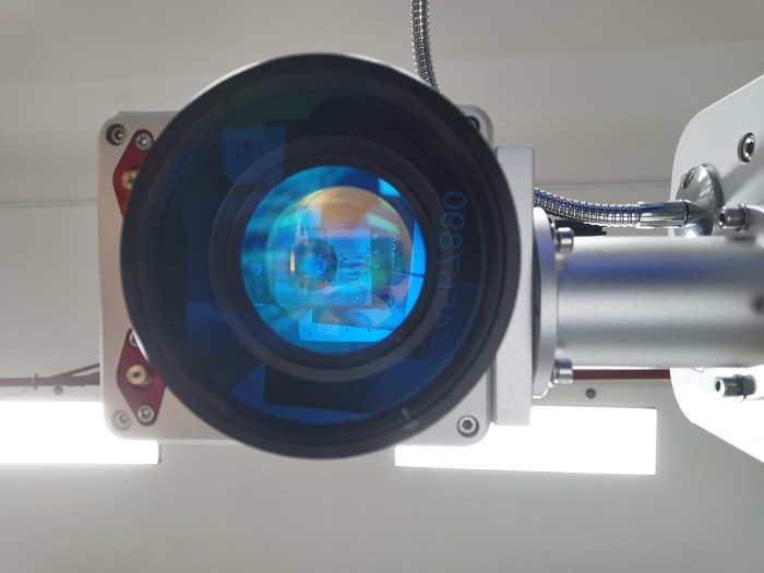 Integrated Circuit Chips Nameplate Fiber Laser Marking Machine With Raycus