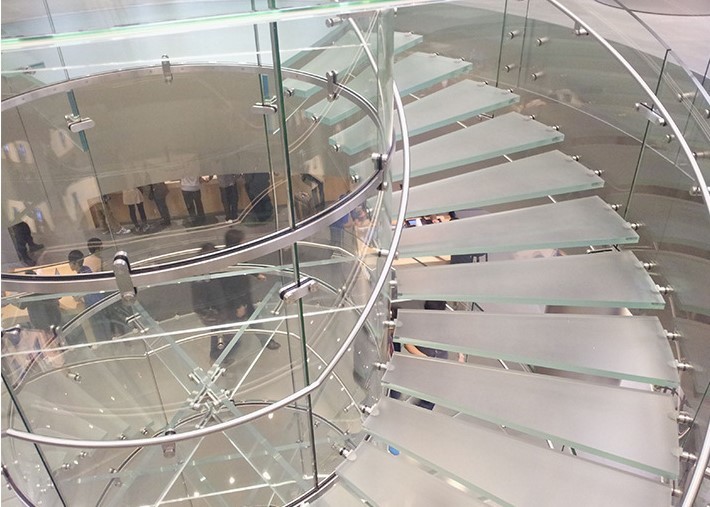 Heat Strengthened Bent Tempered Glass for Curved Handrail Glass