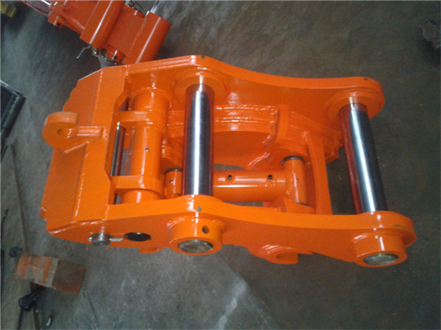 10-30T Hydraulic Quick Coupler for JS220 Excavator Attachment in Construction Works