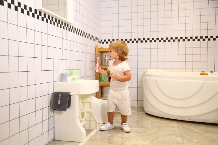 2-4 Years Old Baby Wash Basin With Battery And Electric Pump