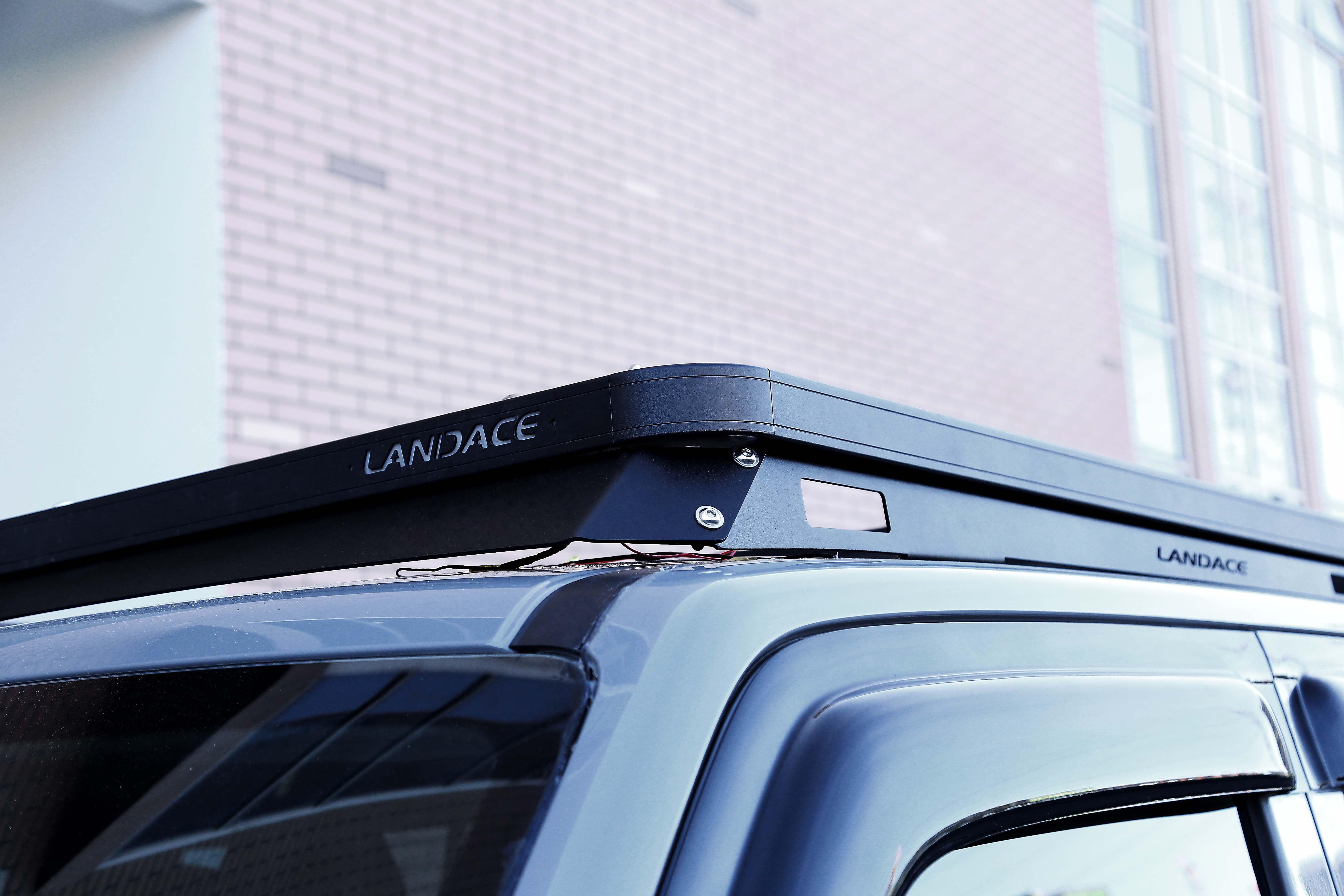 25.3KG Aluminum Alloy Low Profile Luggage Rack Basket for GWM Tank 300 Car Roof Carrier