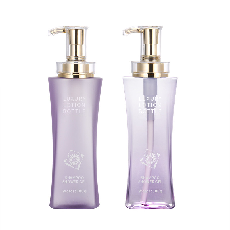 Wholesale 350ml 500ml Pet Empty Plastic Transparent Shampoo Bottles Luxury Cosmetic Gold Pump Lotion Container
