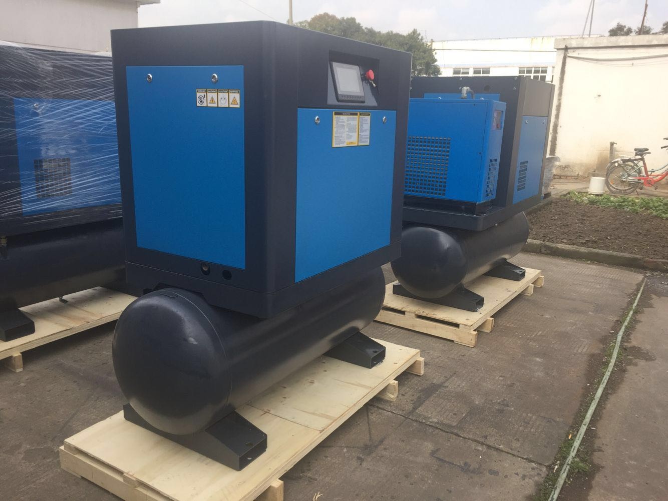 Energy saving compact 11kw ac screw air compressor