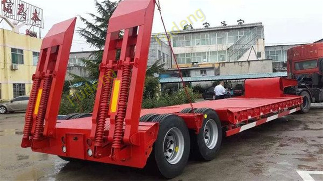 Double Axles Low Loader Trailer For Bulk Cargo Transportation High Strength Steel