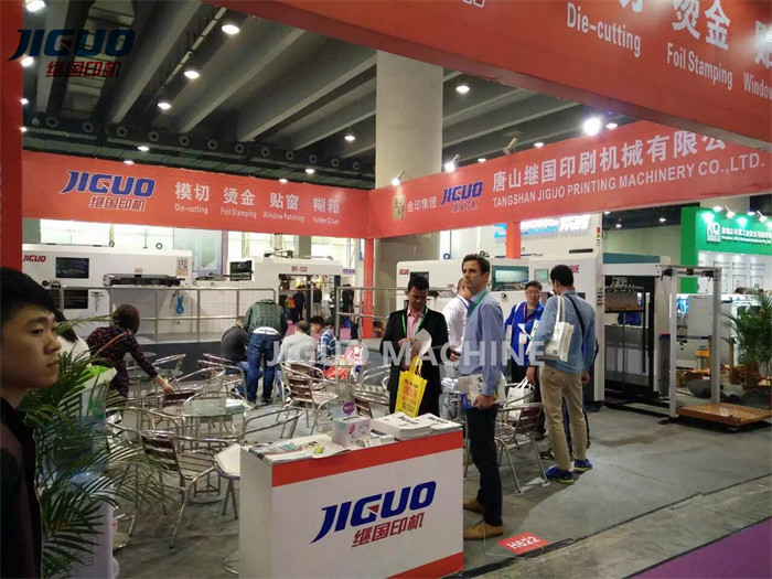 Automatic Flatbed Die Cutting Machine Lead Edge Feeding Automatic Die Machine