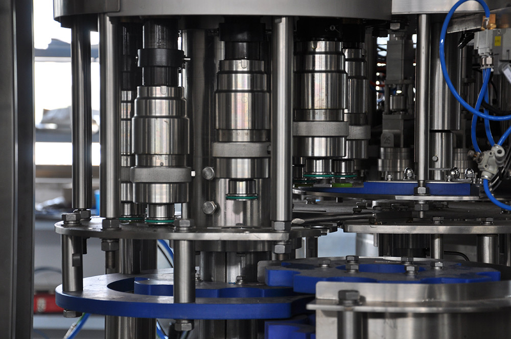 PET Bottle Blowing Filling Capping Combiblock For Pure / Mineral Water Production Line