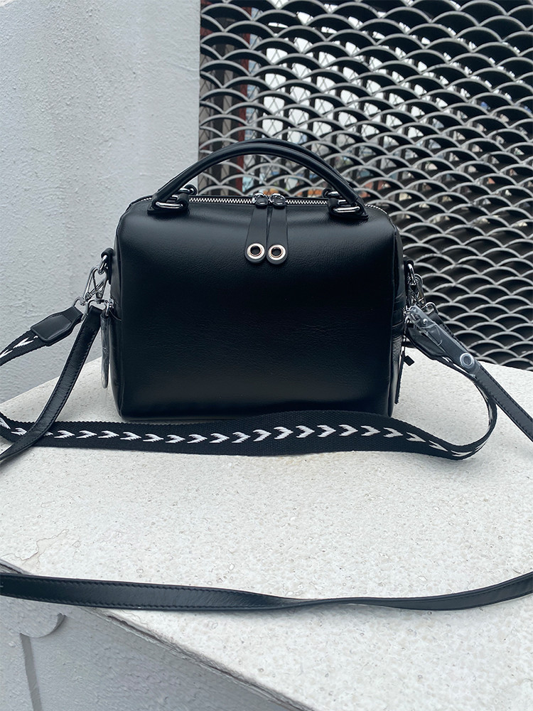 Tote Bag For Women With Zipper Open Type Ladies PU Leather And Shoulder Strap For Work