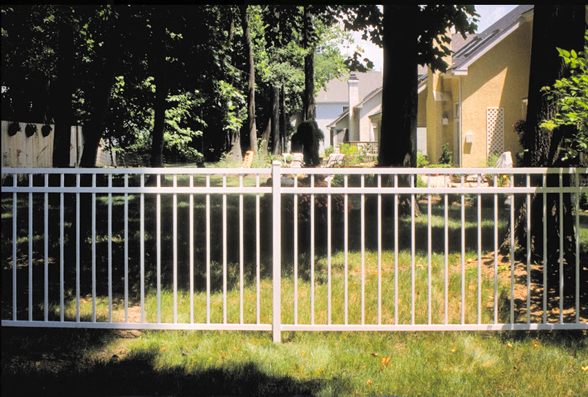 Zinc Coating 2.1m Height Steel Tubular Fencing For Pool