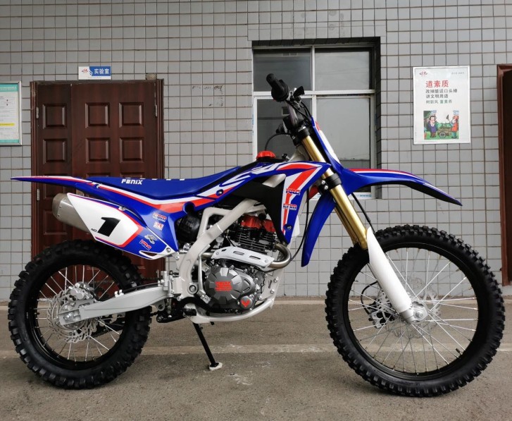 Fast Speed Robust 200-400CC Gas Powered Dirt Bikes With LED Lights