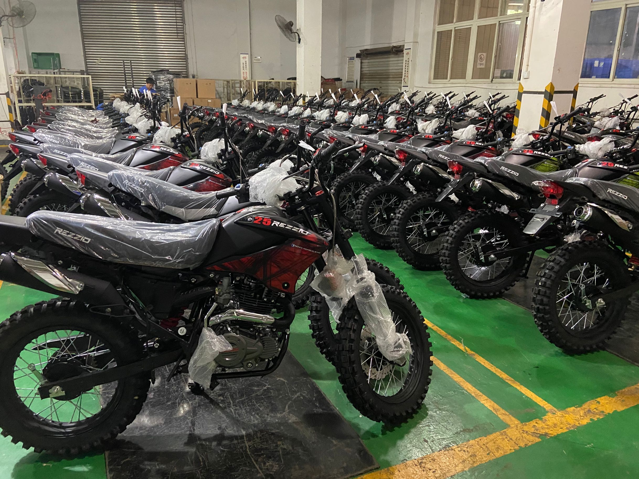 EEC ZS wholesale New Peru Rezzio SUMO 250cc cheap powerful wholesale dirt bike 150cc off-road motorcycle 250cc motorcyc