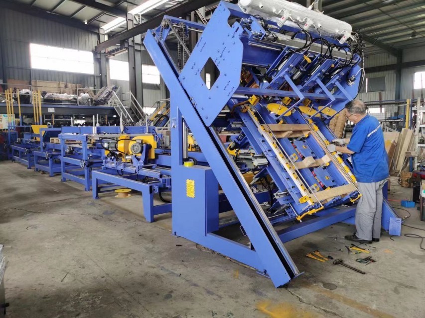Automatic American Stringer European Wooden Pallets Nailing Making Machine