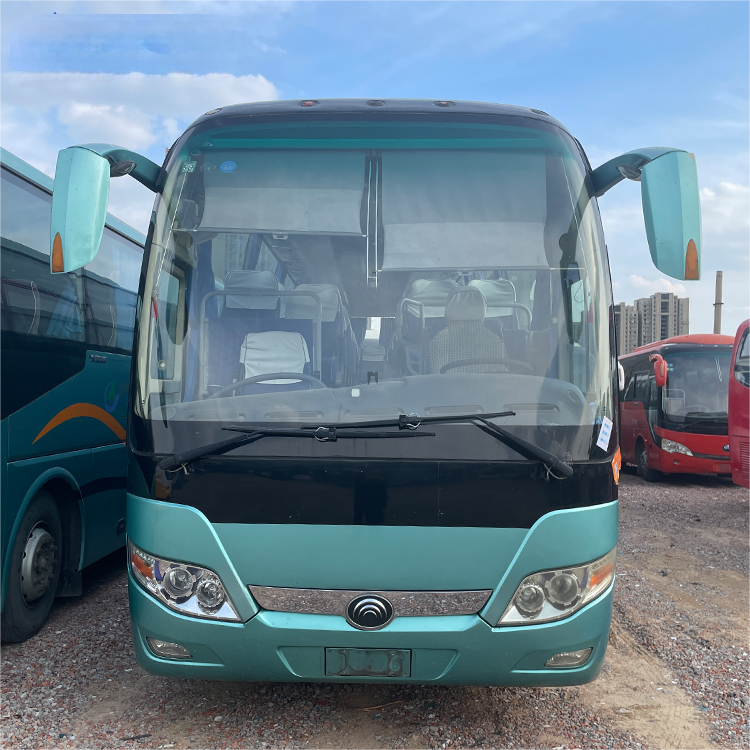 s Durable 50-60 Seats Second-Hand Bus with Front Disc Rear Drum Brakes and AWD Drive