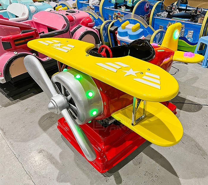 Propeller Big Plane Amusement Equipment Battery Car Fiberglass Kids Ride