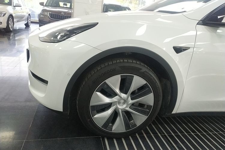 Electric Car With Low Speed Electric Car Equipped With 72V 3.5KW Motor