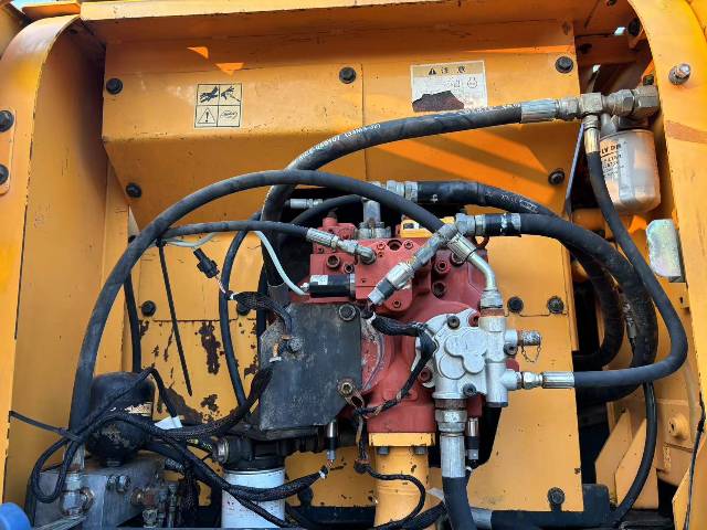 Hyundai R210W-9 Excavator Hydraulic