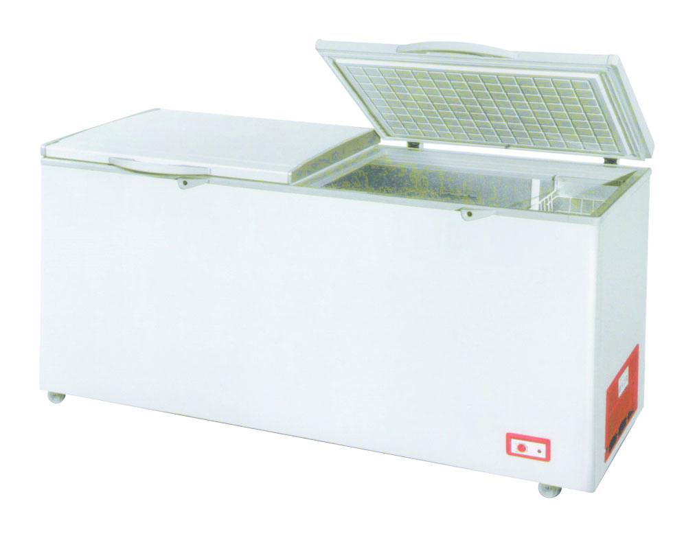Deep Chest Freezers Red Solid Door Lockable Key For Meat / Seafood