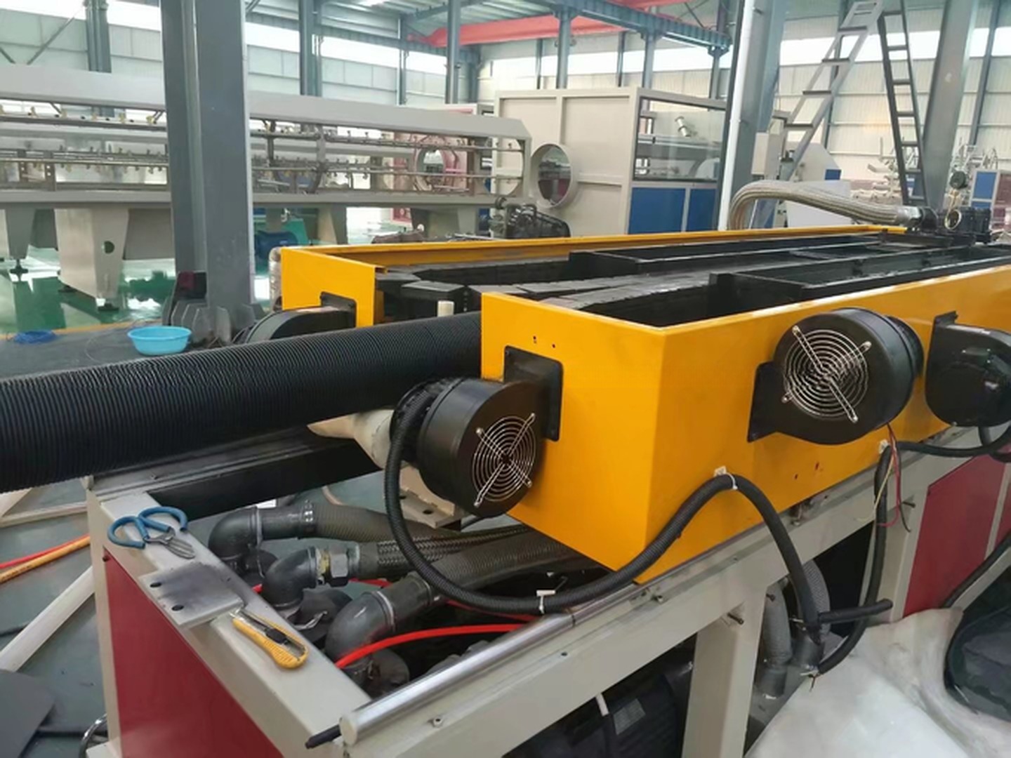 Home PP PVC PE Corrugated Pipe Making Machine Single and Double Wall Pipe Extrusion Line