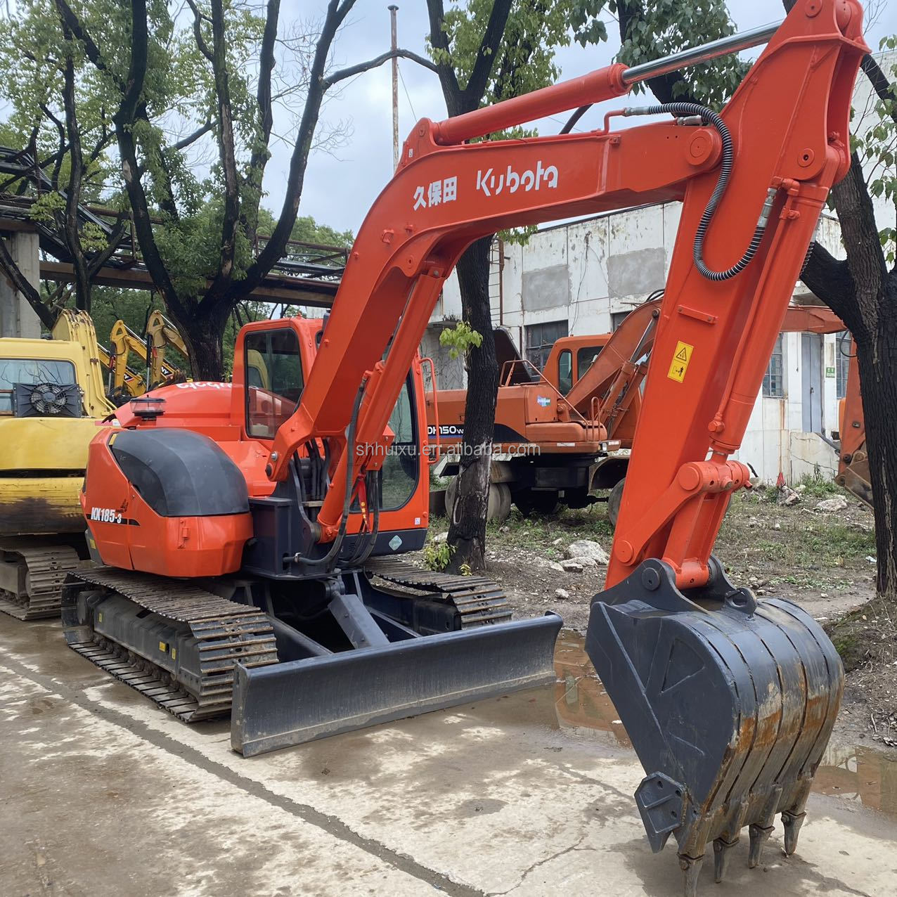 used mideum size excavator kubota185/ready to ship second hand excavator Kubota 185 on sale