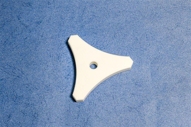 95% Alumina Oxide Ceramics HVDC Contactor Alumina Ceramic Parts For Hybrid Vehicles