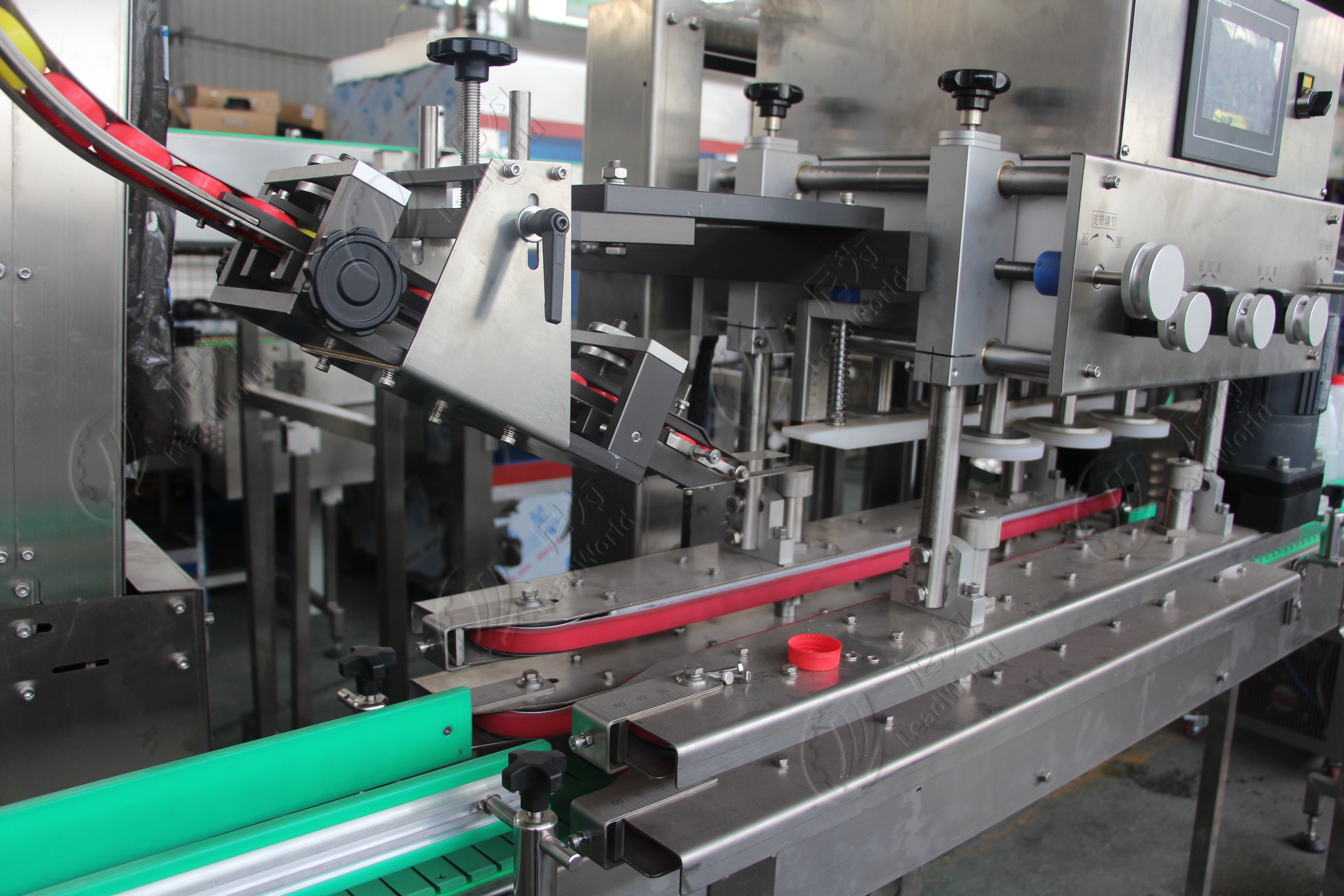 Automatic Bottle Capping Machine