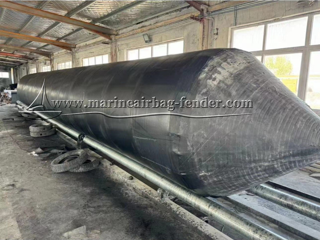 Customized Inflatable Rubber Balloon , Marine Rubber Airbags For Rapid Ship Launching