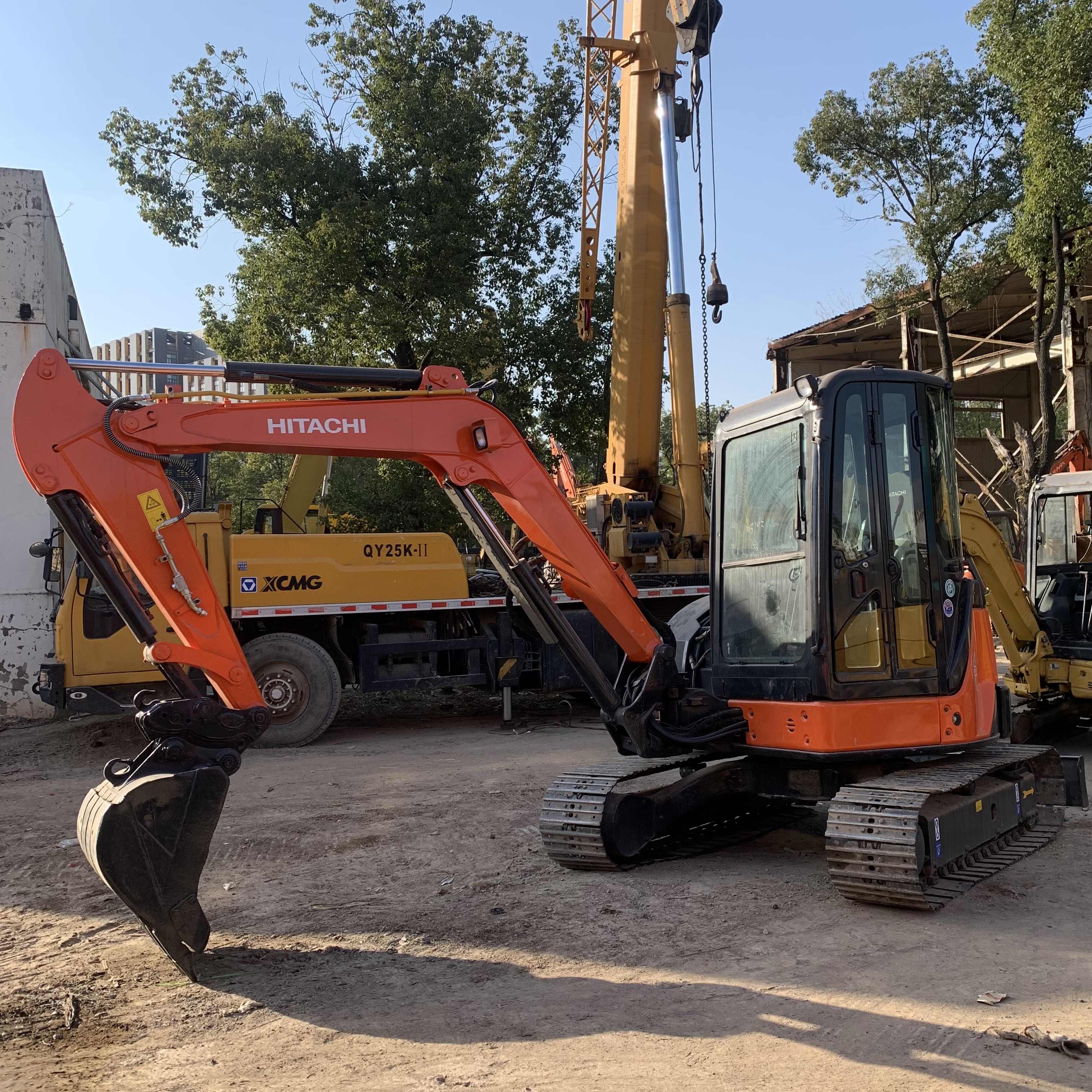 5 Ton Mini Excavator Used Hitachi ZAXIS UR 50 with ISUZU Engine and Low Working Hours