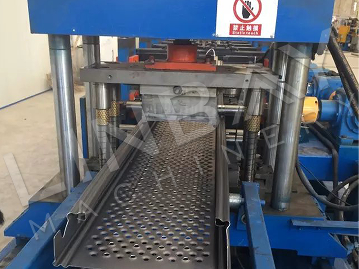 Fireproofing Gearbox Drive Cast Iron Structure Hot Dipped Galvanized Steel Scaffold Board Roll Forming Line