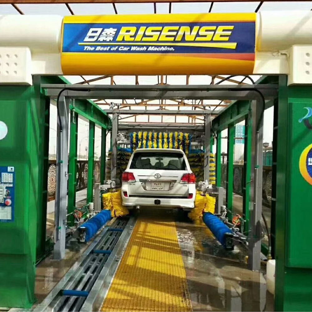70-120KP Pump Pressure 360 Degree Automatic Brushless Car Clean Machine in Croatia/Italy