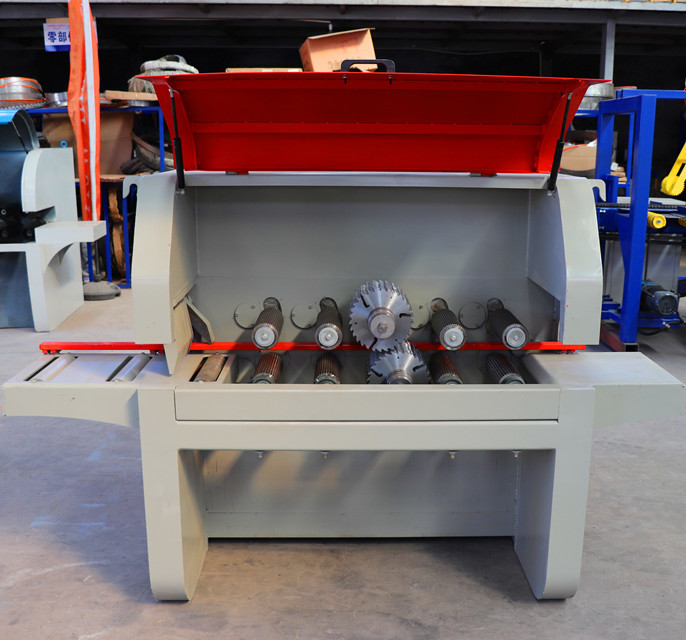 450mm Log Multi Rip Saw Machine 55KW Ripsaw Portable Sawmill