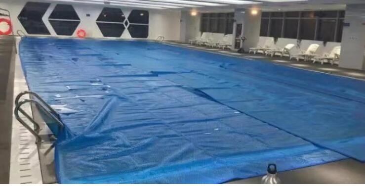 UV Protection PE Bubble Waterproof Swimming Pool Solar Cover For Rectangular Pool
