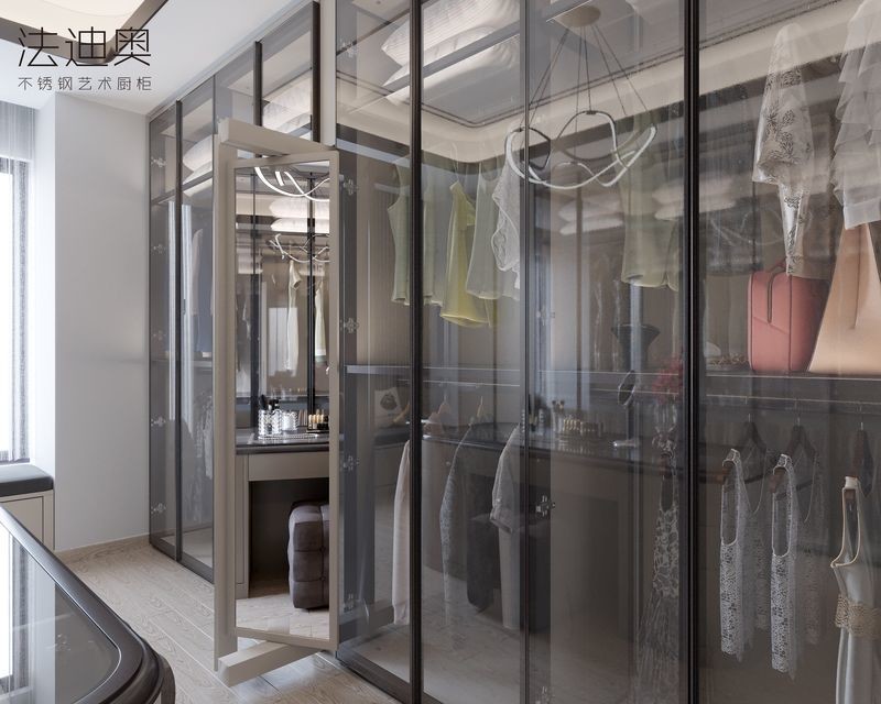 Customizable Sleek Contemporary Walk In Closet Metal Open Style Closet