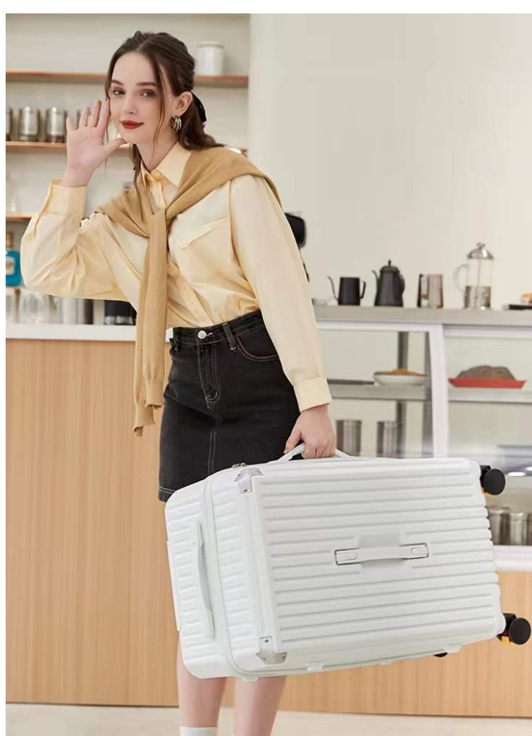 Wholesale New Design Front Opening Luggage With Cup Holder USB Charging Use For Travel Spin Wheels Suitcase