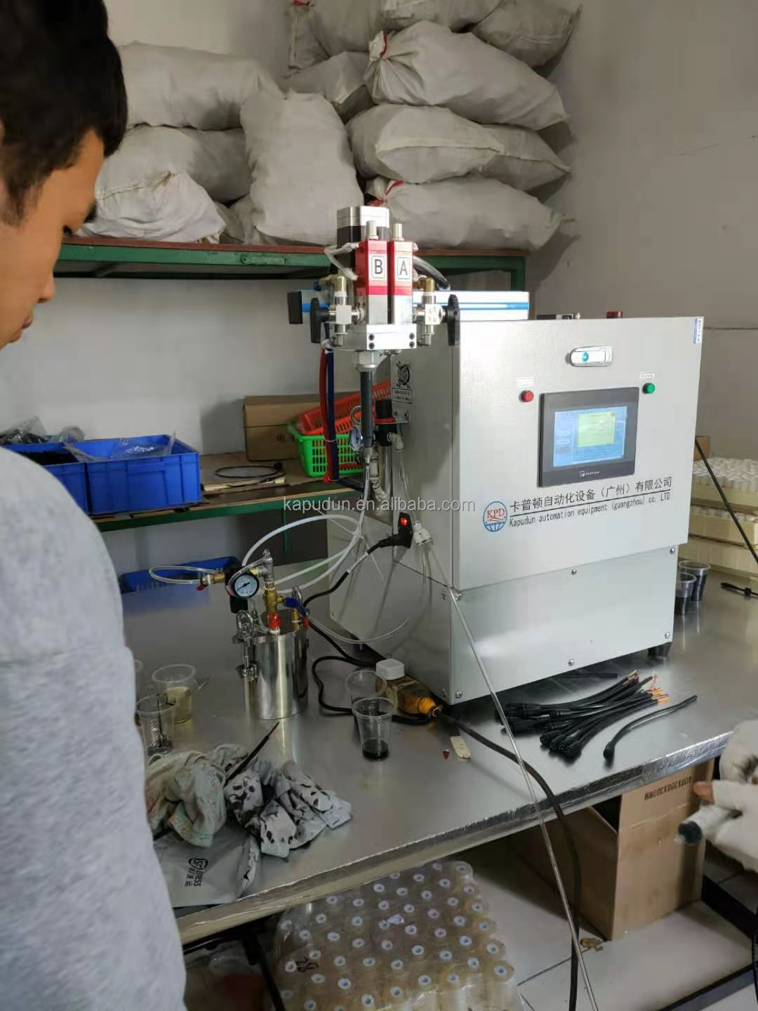 Glue Dispensing Ratio Mixing and Injection Machine