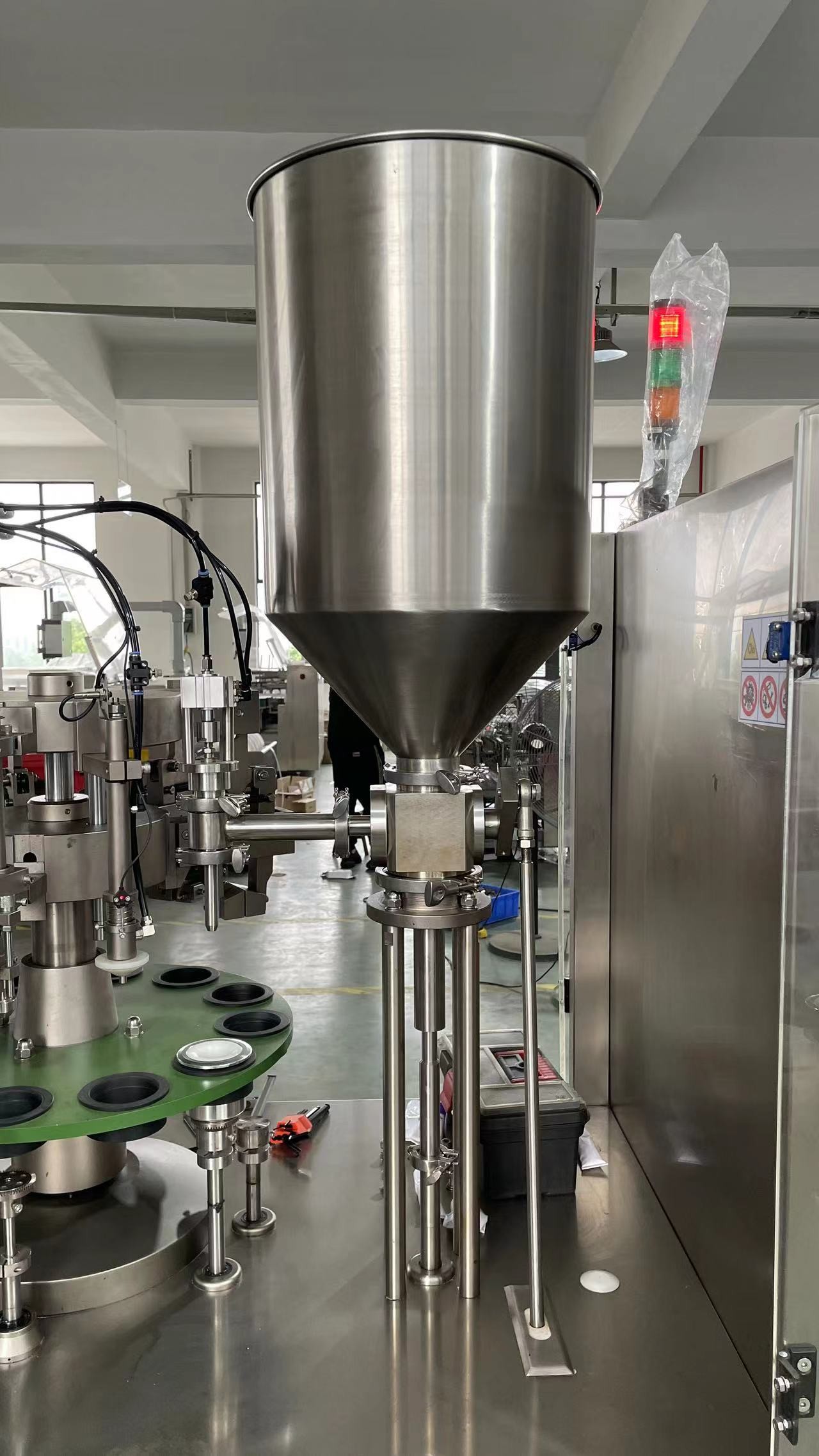 Automatic Cosmetic Tube Filling Equipment Pipe Filling and Sealing Machine
