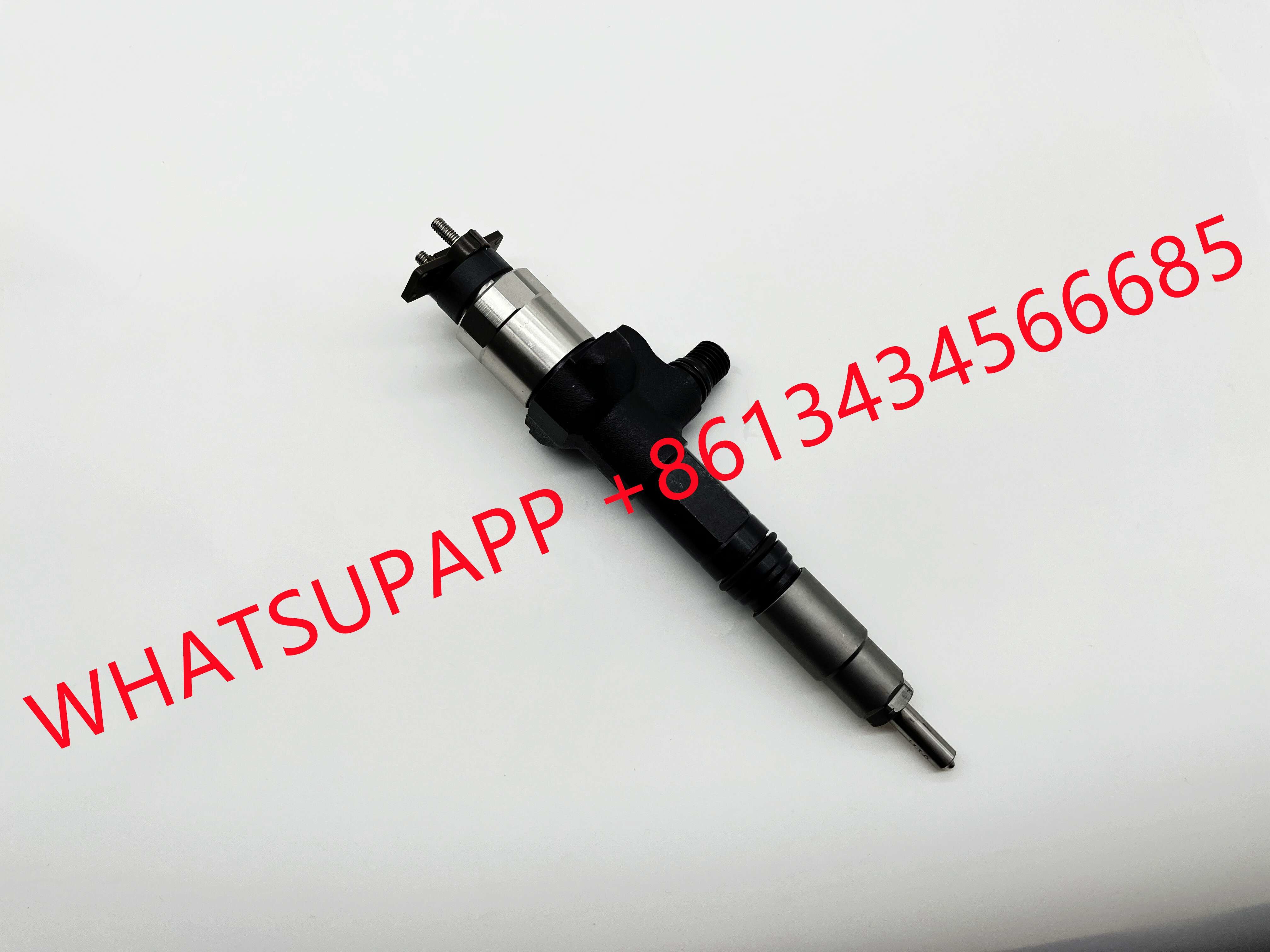 095000-9696 Denso Common Rail Injector For KUBOTA 1J500-53051