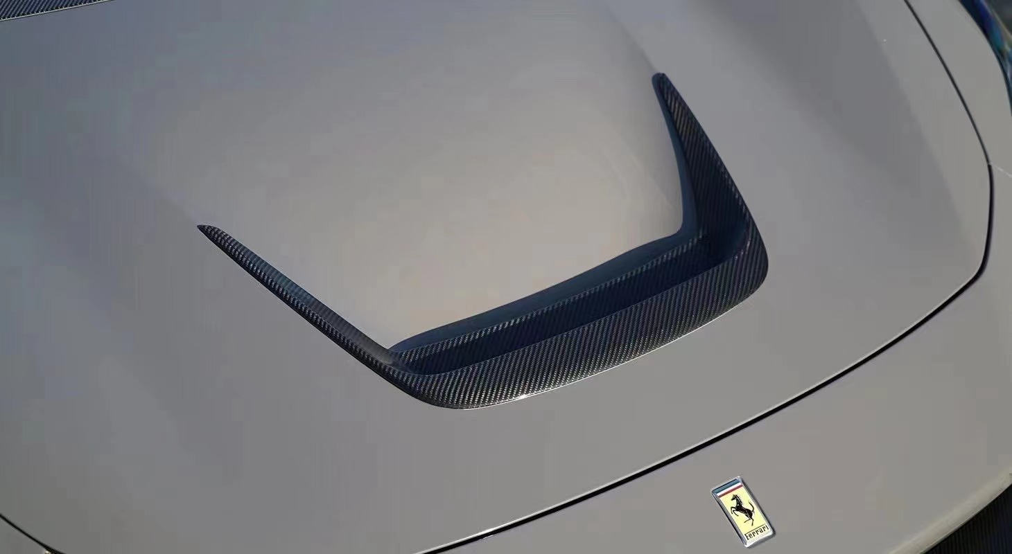 Novit Style Carbon Fiber Body Kit for Ferrari F8 Carbon Fiber Body Kit Front Shovel Rear Diffuser Spoiler