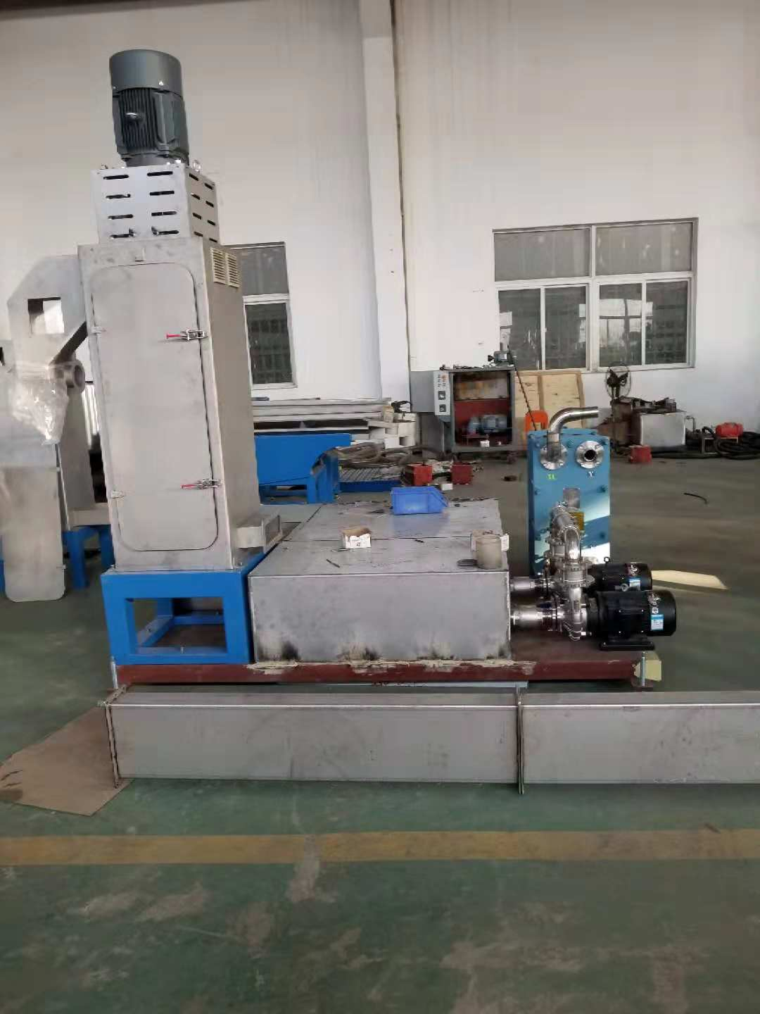 High Capacity PET Pelletizing Machine PVC Recycle Twin Screw Extruder Water Flushing Strands Pelletizing Line