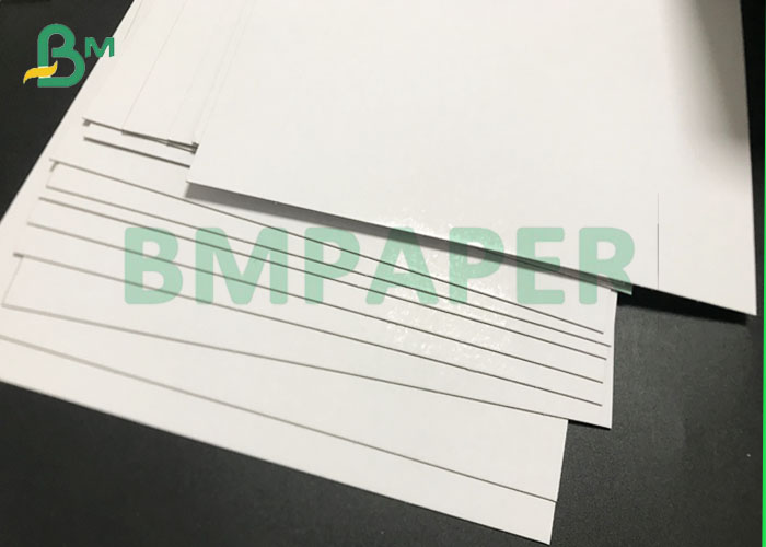600gsm To 1300gsm High Thick White Top C1S Duplex Board Gray Back 72 * 102cm
