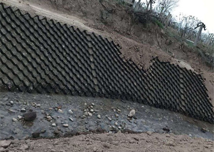 Slope Stabilization Geocell Confinement System Thickness 1.1mm - 1.6mm