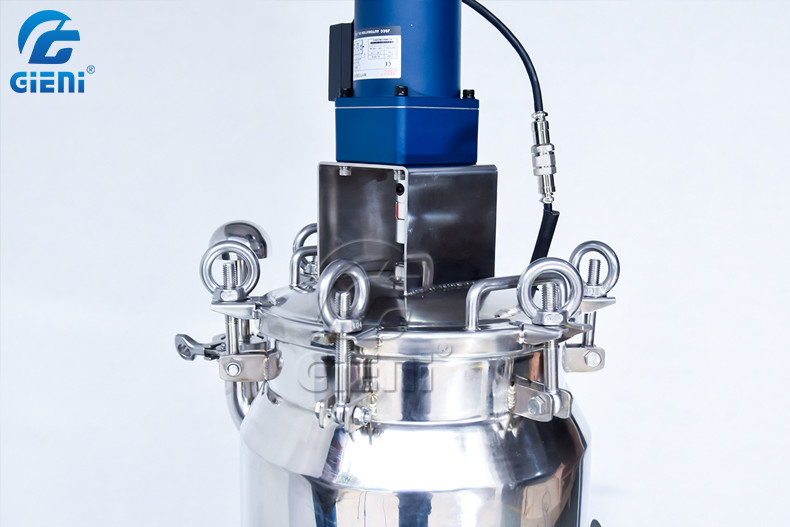 TSF Three Layer 3.5Kw Cosmetic Filling Machine 100kgs Table Type