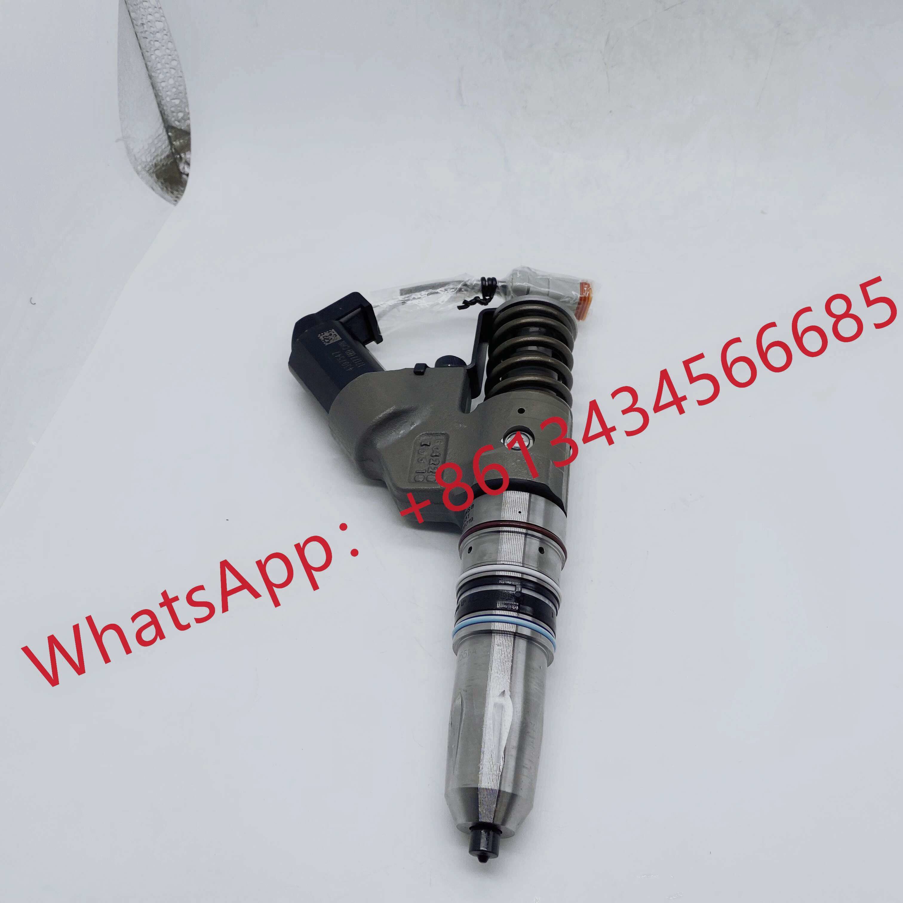 Auto Parts Diesel Fuel Engine Injector 4061851 For CUMINS M11