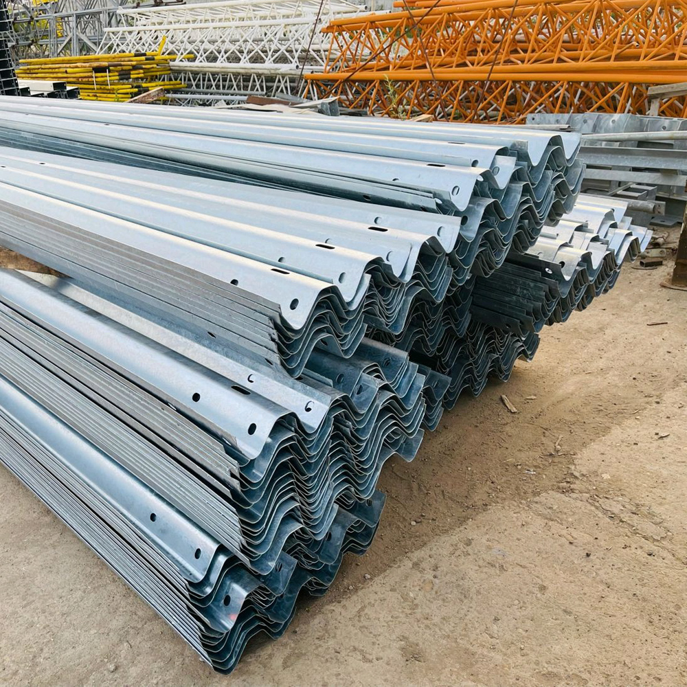 Road Safety Barrier with Q235 Q345 Steel Material and AASHTO M-180 Standard