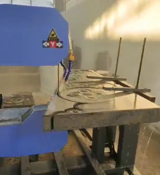 Granite Monument Tombstone CNC Wire Saw Cutting Machine For Russia Market